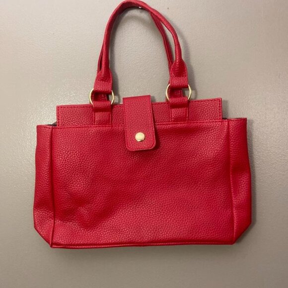 Red purse - Picture 1 of 3